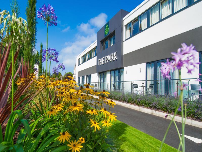The Park Hotel Μπάρνστεϊπλ Εξωτερικό φωτογραφία